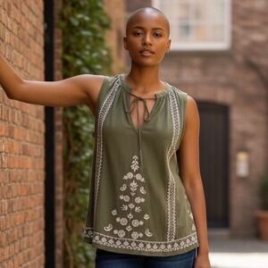 AKEMI KIN Anthropologie Green Embroidered Sleeveless Tie Neck Blouse Top S Boho